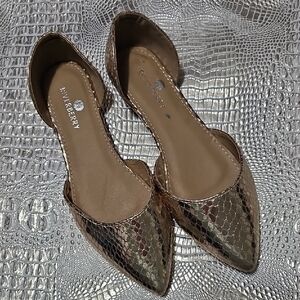 Shimmering Gold Flats by
